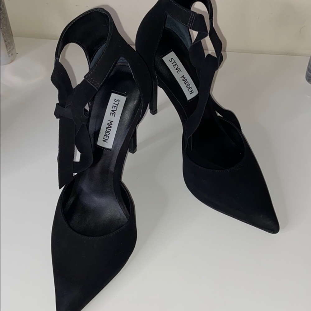Classy Bow Pump
